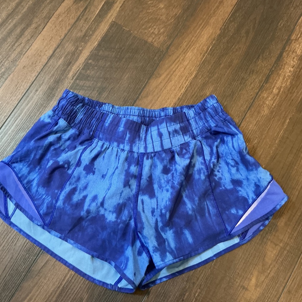 Lululemon Hotty Hot Short II Blue Tie Dye Shibori Low Rise Running Shorts 6